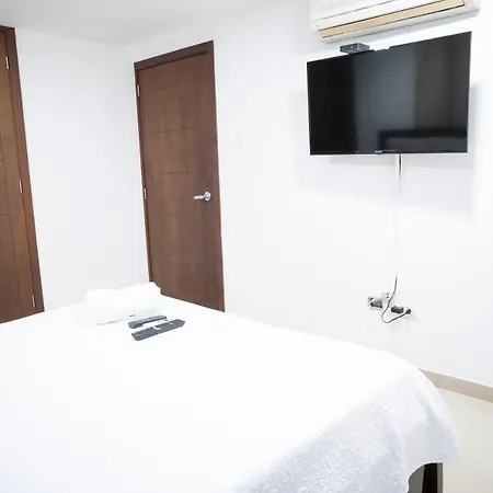 Apartamento En Bocagrande - Edificio Minarete * Cartagena