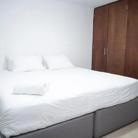 Apartamento En Bocagrande - Edificio Minarete