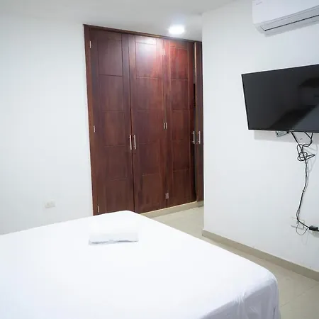 Apartamento En Bocagrande - Edificio Minarete Apartment *