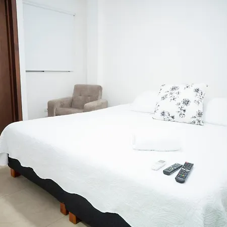 Apartamento En Bocagrande - Edificio Minarete Apartment *