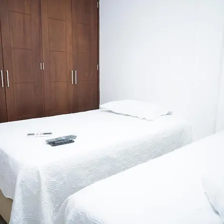 Apartamento En Bocagrande - Edificio Minarete * Cartagena