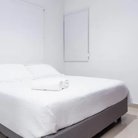 Apartamento En Bocagrande - Edificio Minarete Apartment *