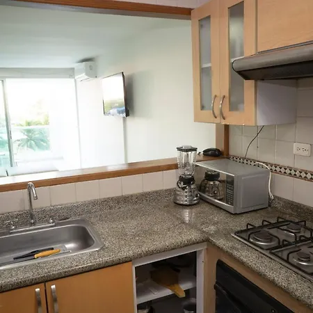 Apartamento En Bocagrande - Edificio Minarete * Cartagena