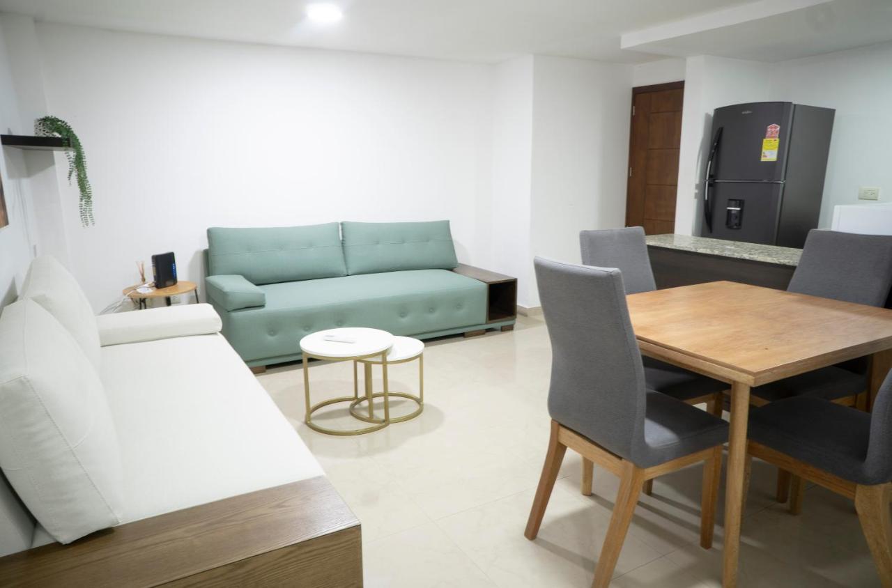 Apartamento En Bocagrande - Edificio Minarete * Cartagena