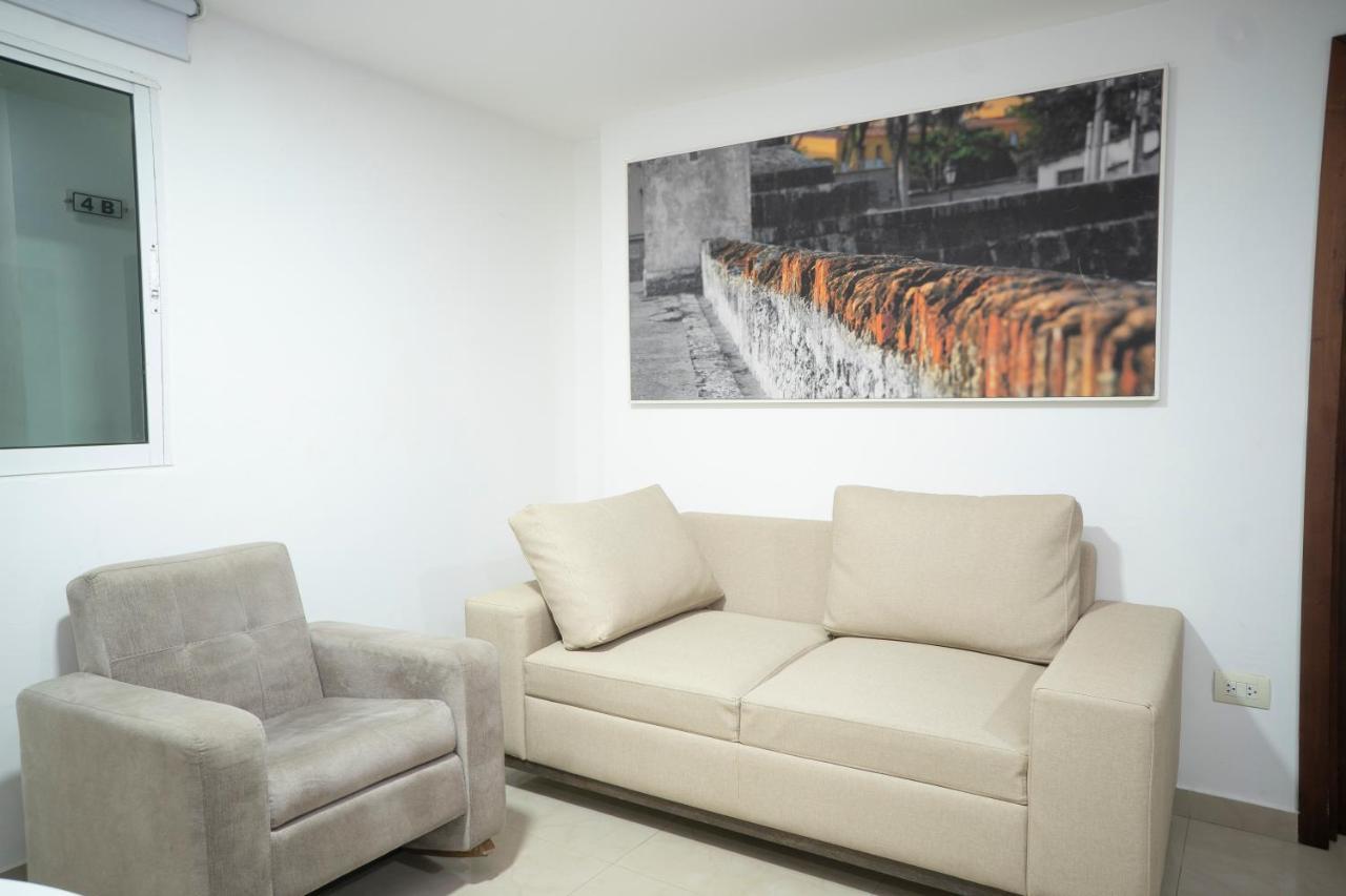 Apartamento En Bocagrande - Edificio Minarete * Cartagena